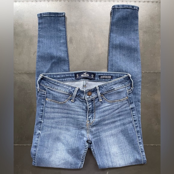 Hollister Low-Rise Jean Legging - Picture 2 of 5